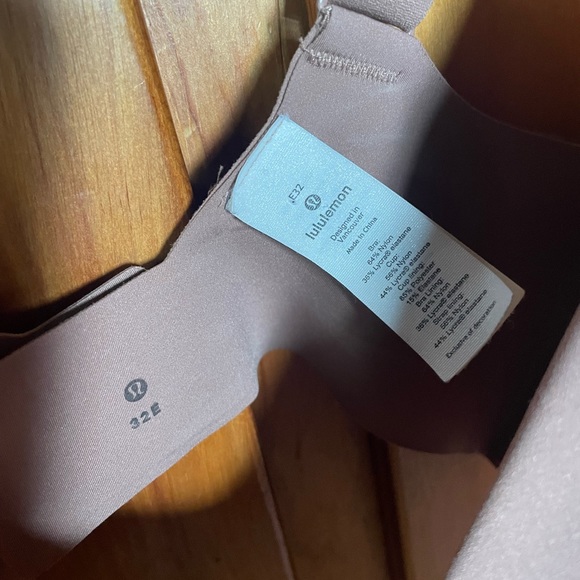 Lululemon bra taupe color 32E - Picture 3 of 5